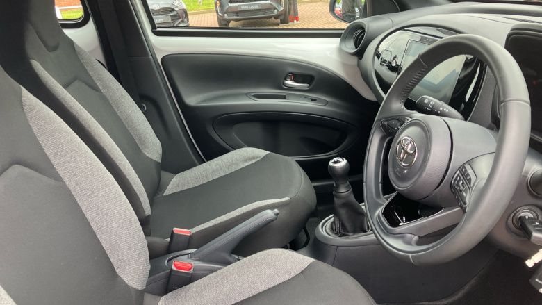 Toyota Aygo X 1.0 VVT-i Pure 5dr Petrol Hatchback